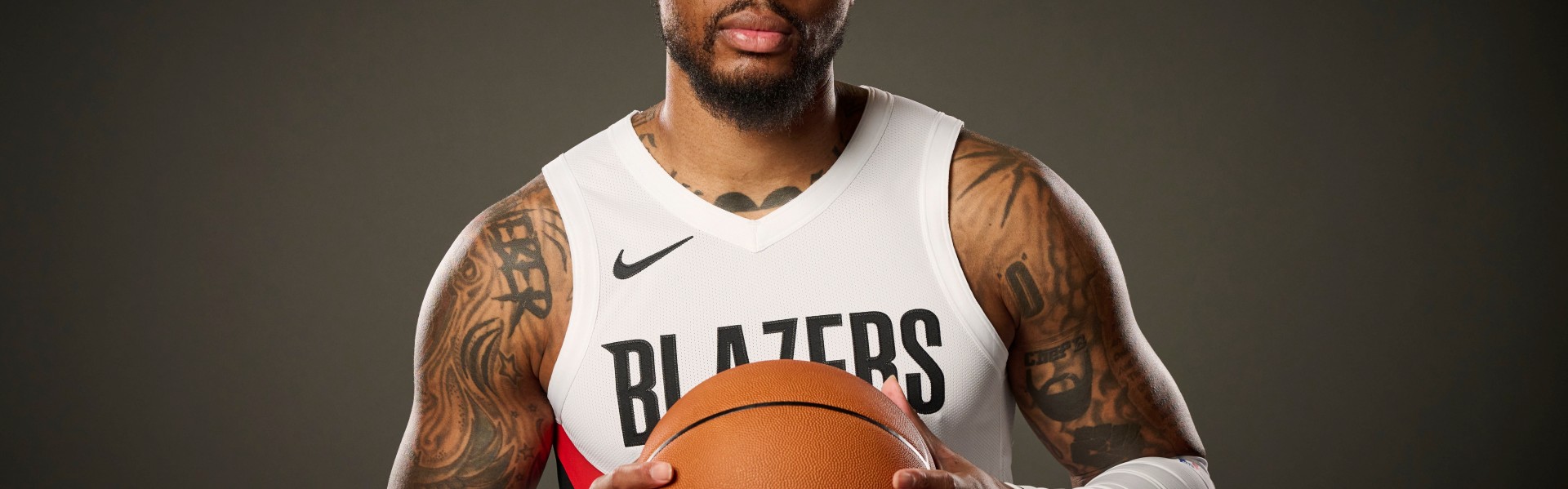 开云体育-利拉德：忠诚是我生涯的重要组成部分 重返波特兰对我意义重大