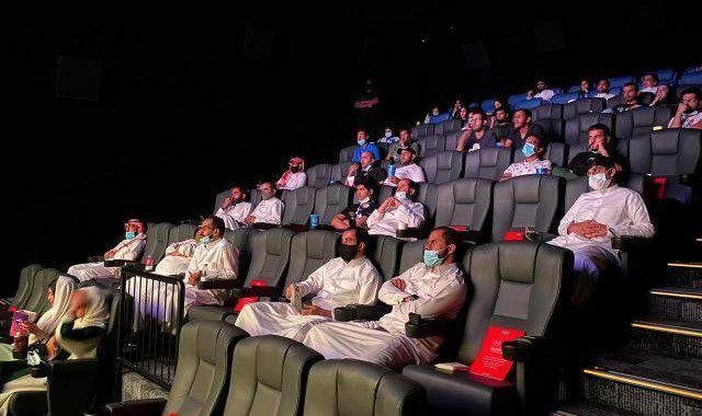 开云下载-迪拜现在41度 6月的中东踢90分钟足球是什么体验？