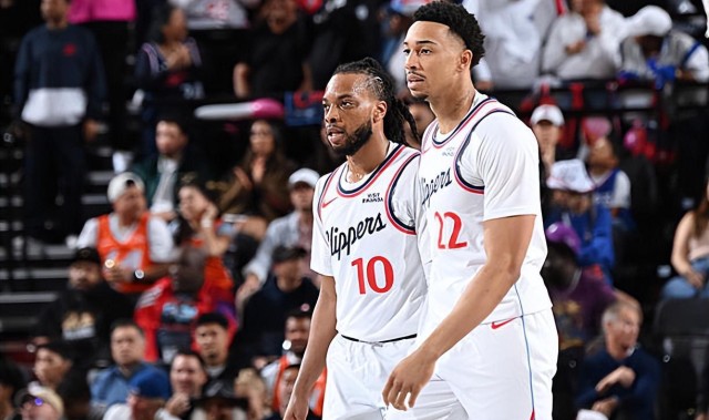 开云入口-攻防两端的表现都很不理想，快船后场新援这是打不了硬仗吗？