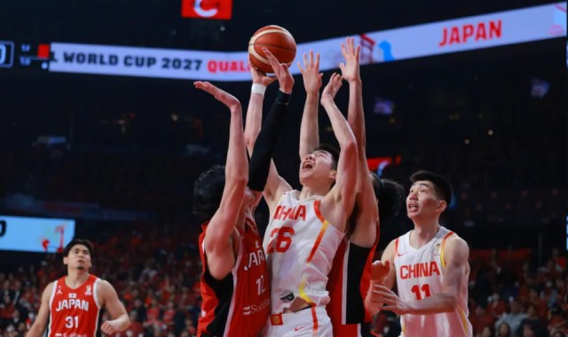 开云平台-三分6中5，拿全队5个第一！球迷：没有你不知道这场比赛要输多少