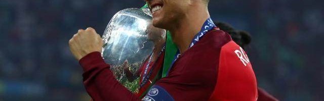 开云平台-2016的C罗到2022的梅西: 干就干好，争就争王