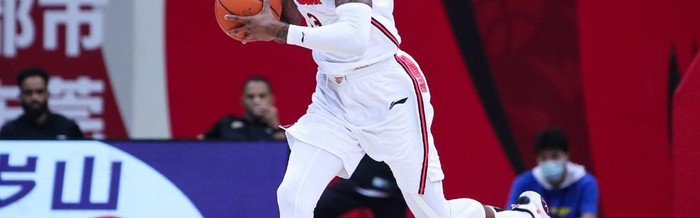 拒绝退役！广东三冠功勋外援渴望重返CBA，上赛季曾狂砍36+11+11